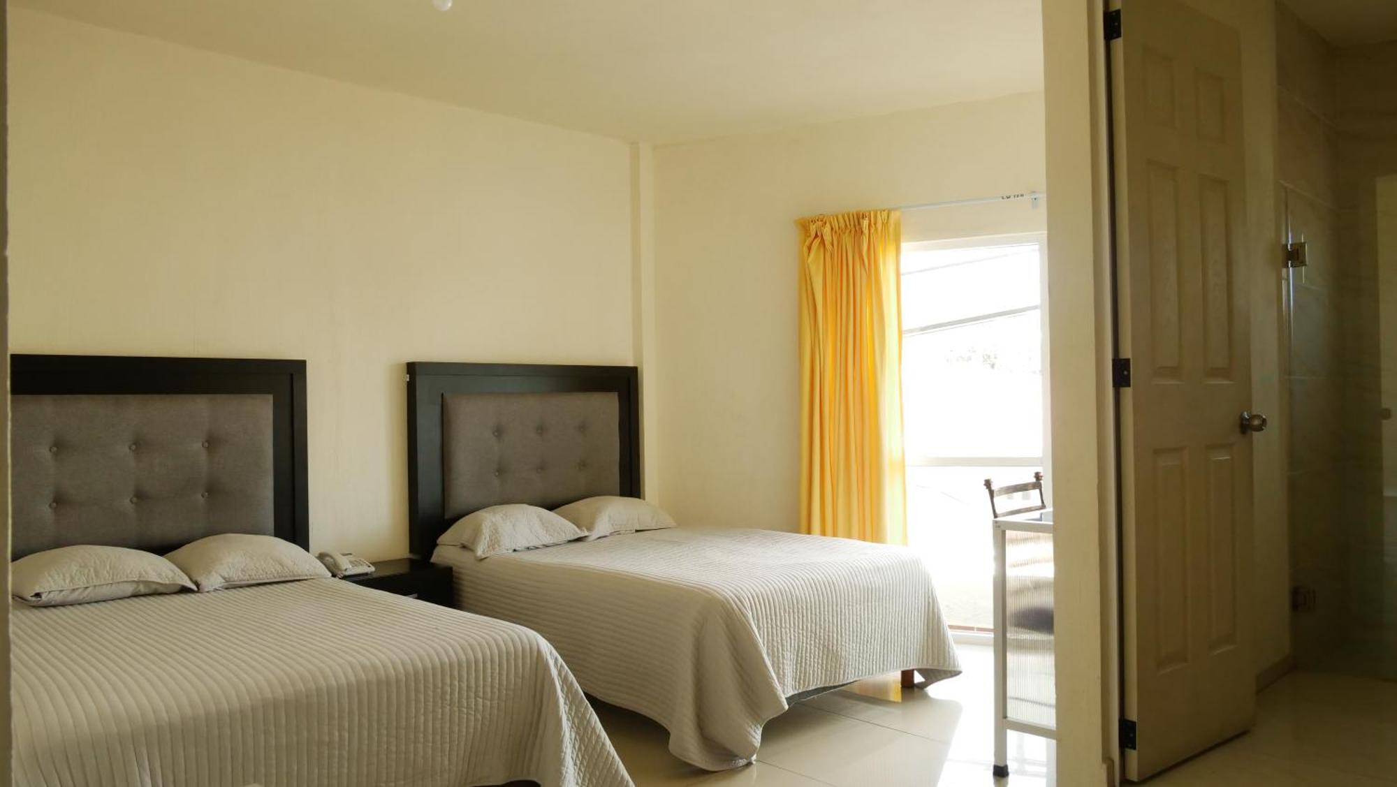 Hotel Insurgentes Express Tepic Exterior photo